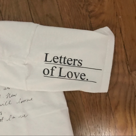NWOT Urban Outfitters Letters Of Love Graphic Tee - Picture 2 of 2